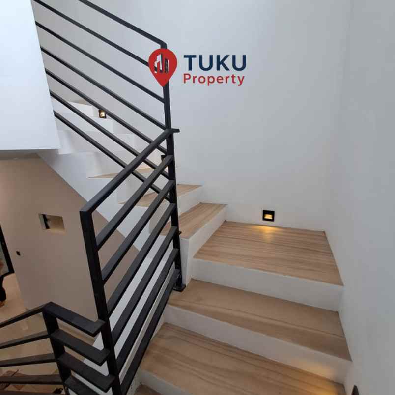 dijual murah rumah baru 2 5 lt di bintaro 9