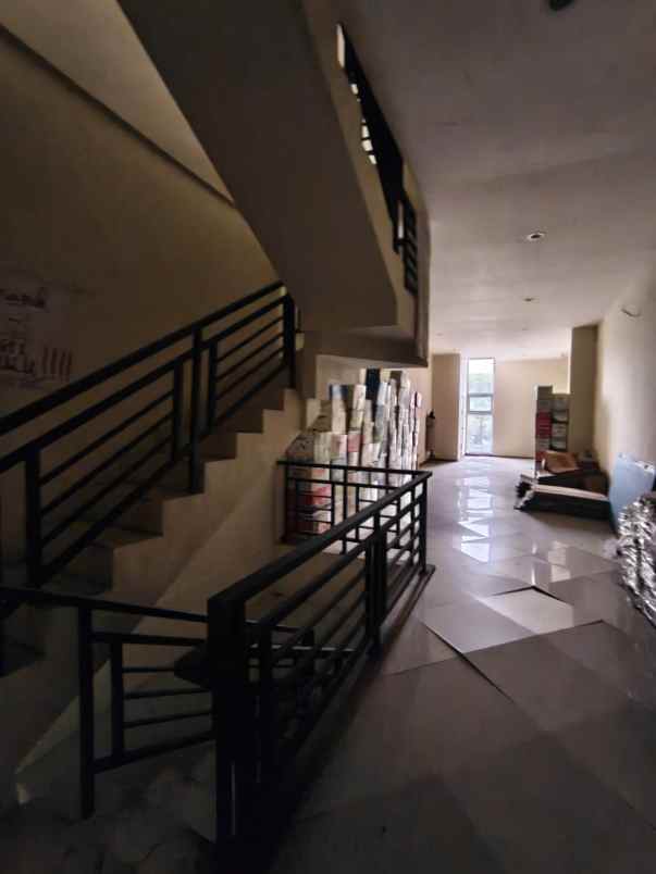 dijual ruko gudang kantor diponegoro
