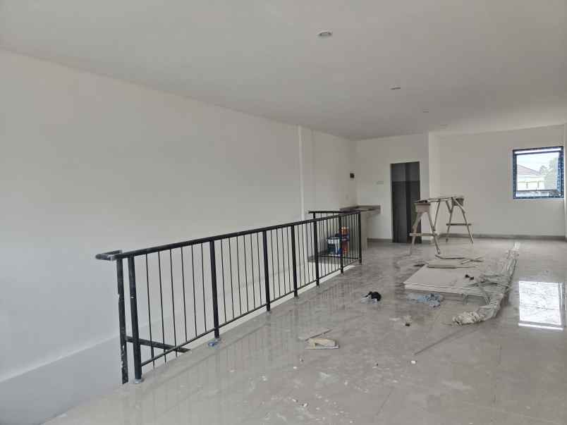 dijual ruko gudang kantor green bestari park talaga