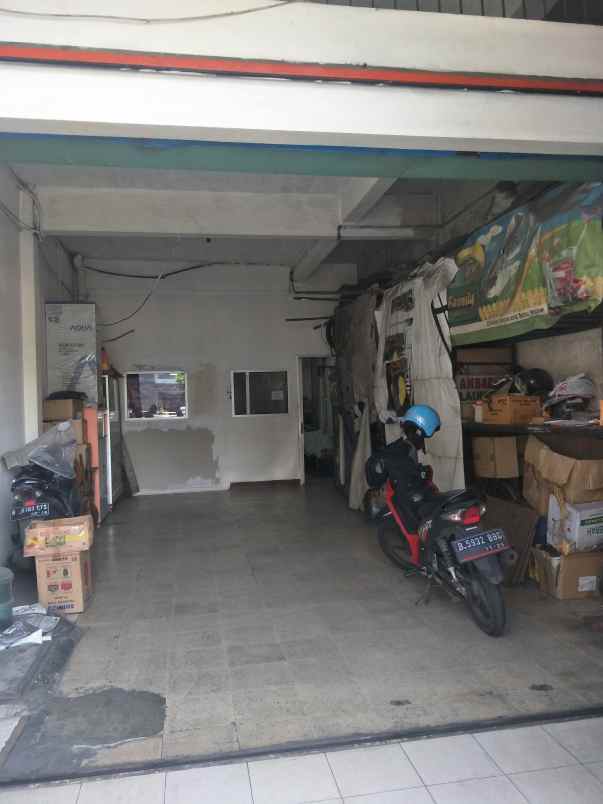 dijual ruko gudang kantor letjen suprapto