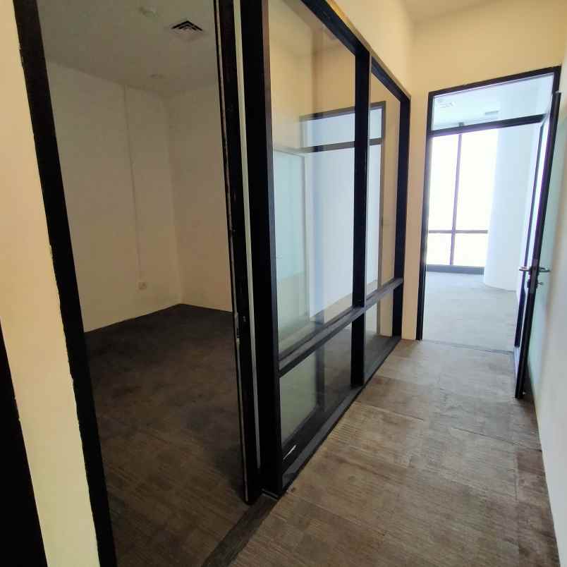 dijual ruko gudang kantor mayjend sungkono