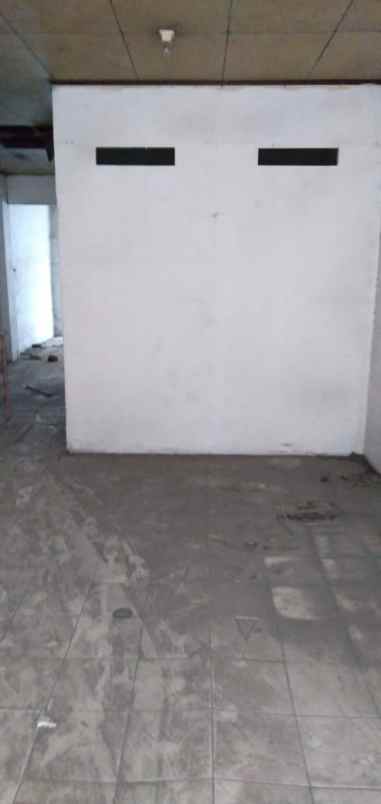 dijual ruko gudang kantor petukangan utara