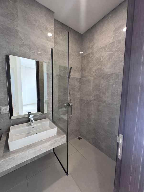 dijual ruko gudang kantor ruko del rey jl lkr