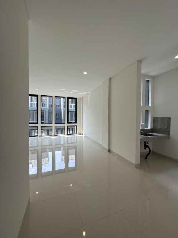 dijual ruko gudang kantor ruko del rey jl lkr