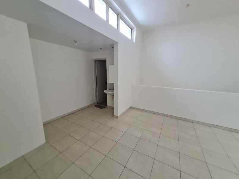 dijual ruko paris junction wisata bukit mas