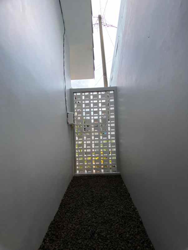 dijual rumah 2 km sleman city hall