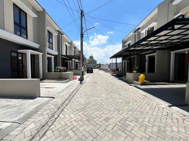 dijual rumah alana wisma indah