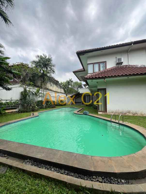 dijual rumah ampera