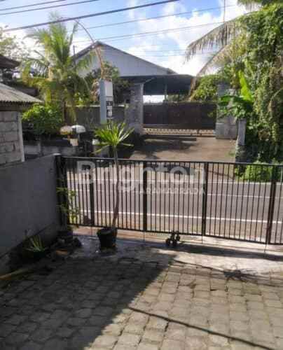 dijual rumah angantaka