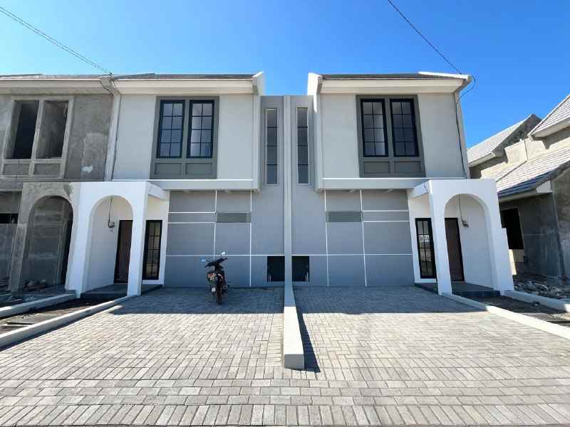 dijual rumah anvaya juanda