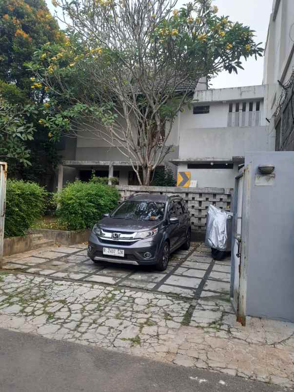 dijual rumah asri di jagakarsa jakarta selatan