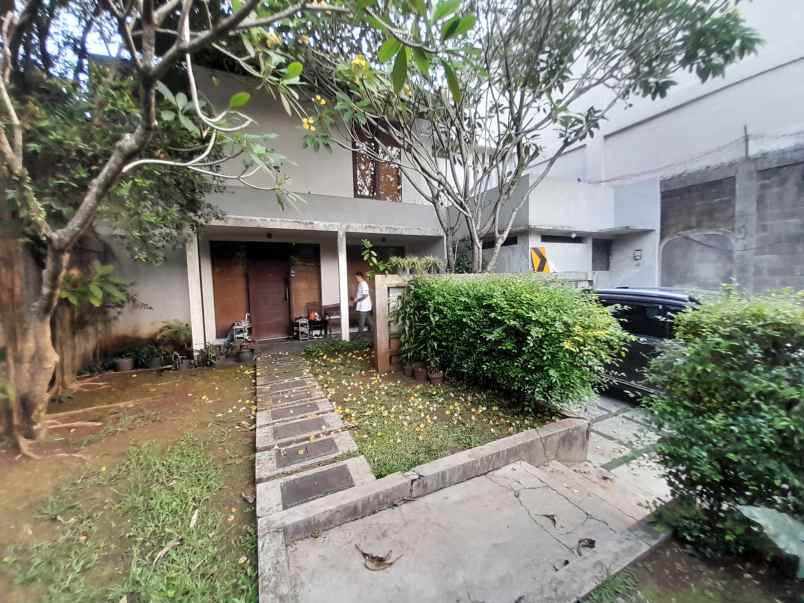 dijual rumah asri di jagakarsa jakarta selatan