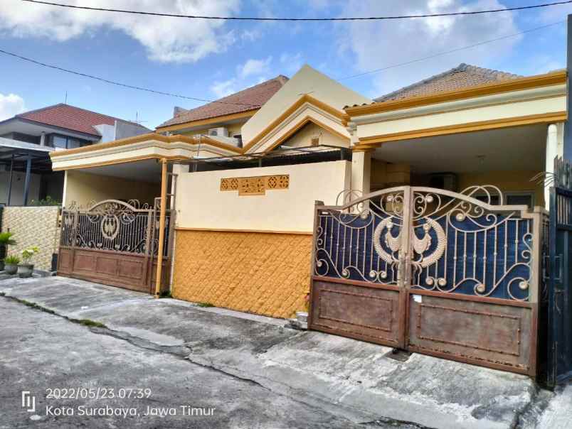 dijual rumah babatan pantai