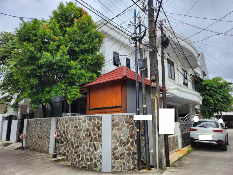 dijual rumah bangun cipta sarana bcs