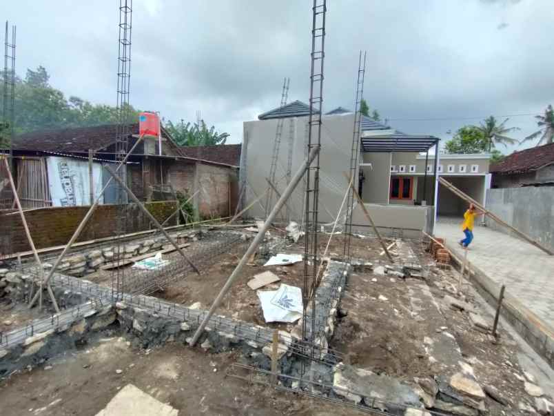 dijual rumah bangunjiwo kasihan bantul