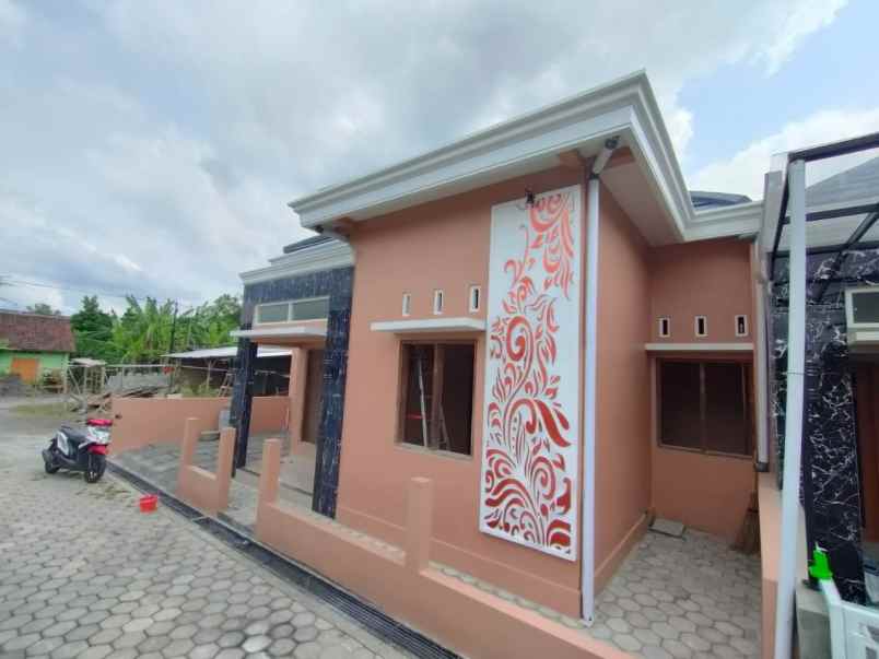 dijual rumah bangunjiwo kasihan bantul