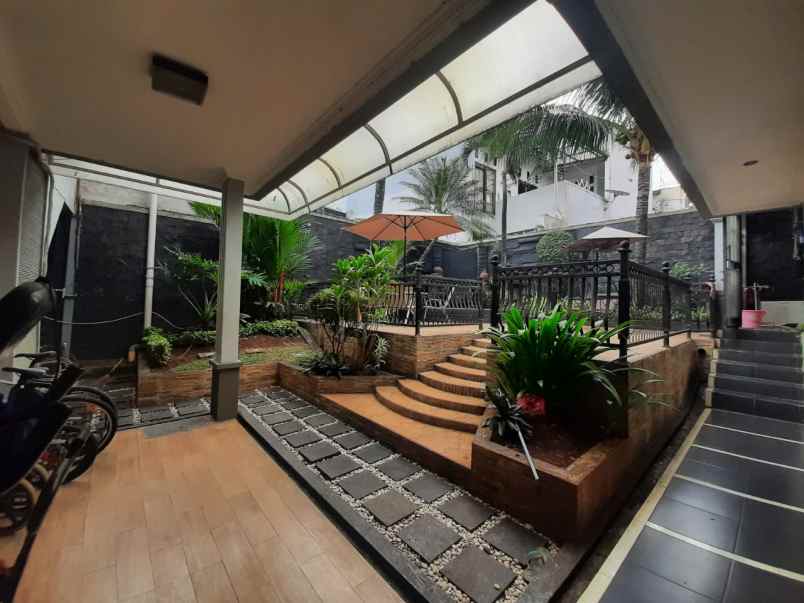 dijual rumah batu ampar condet