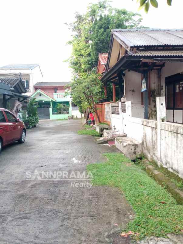 dijual rumah beji
