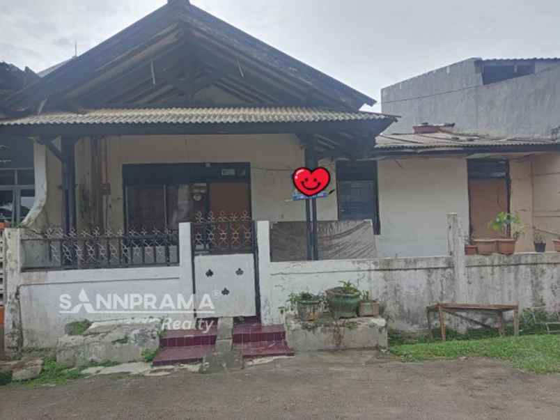 dijual rumah beji