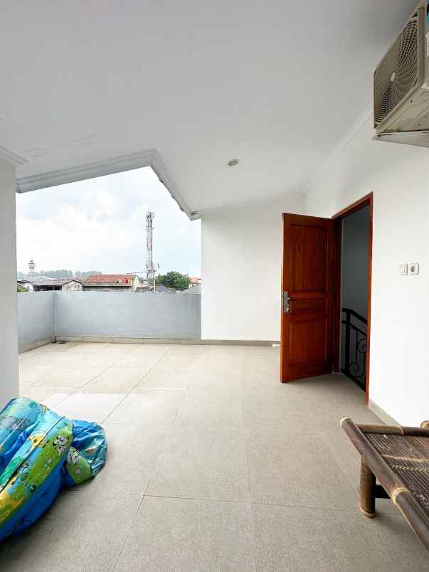 dijual rumah bintara