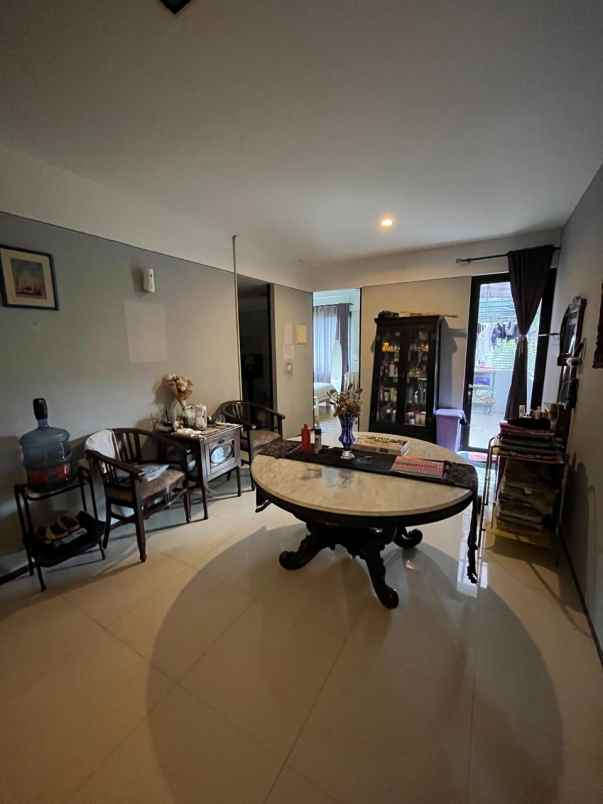 dijual rumah bintaro