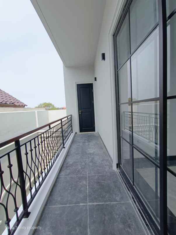 dijual rumah bintaro jaya sektor 3