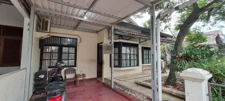 dijual rumah bintaro sektor 4