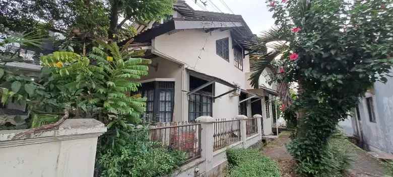 dijual rumah bintaro sektor 4