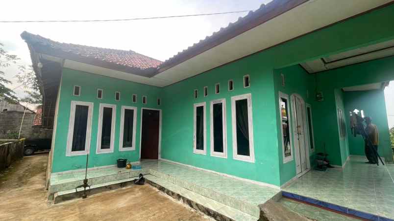 dijual rumah bojong