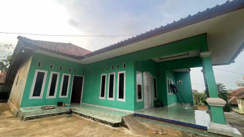 dijual rumah bojong