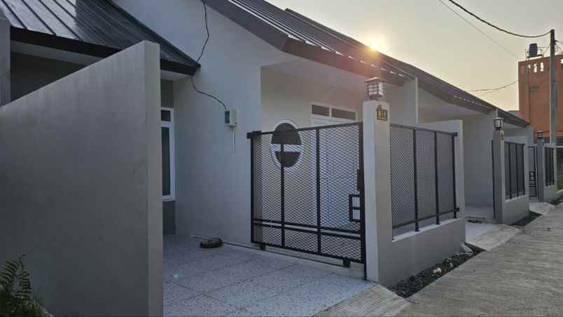 dijual rumah bonang tangerang