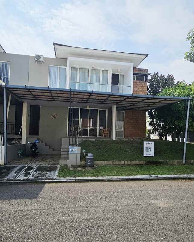 dijual rumah bsb city ivy park semarang