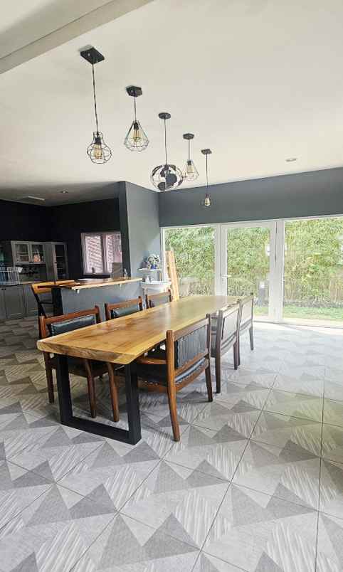 dijual rumah bsb city ivy park semarang