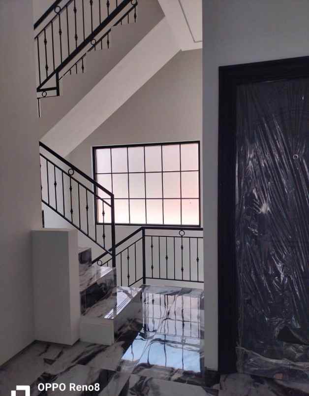 dijual rumah buahbatu