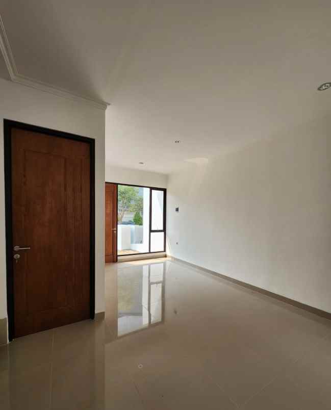 dijual rumah buana gardenia cipondoh