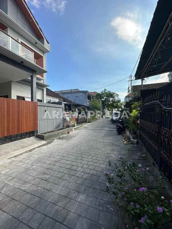 dijual rumah canggu