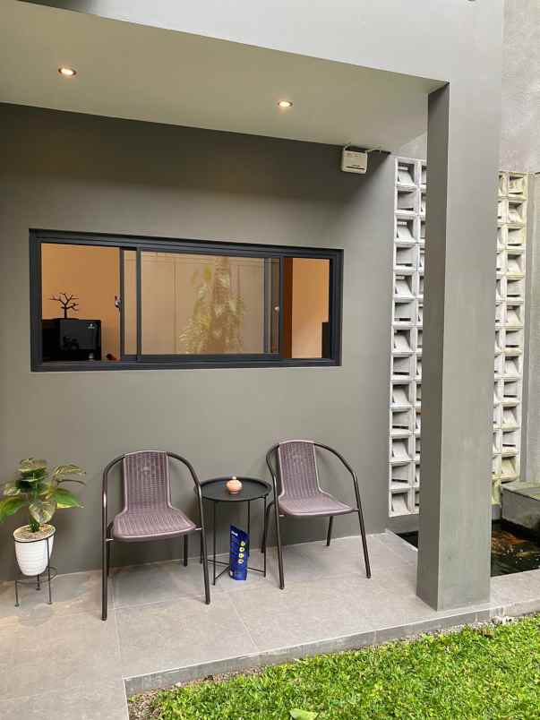 dijual rumah cantik 2 lantai furnish di ngaglik sleman