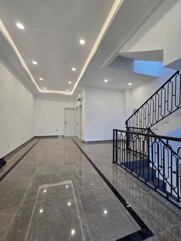 dijual rumah cempaka putih tengah