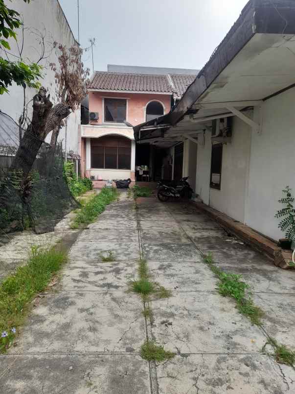 dijual rumah cempaka putih timur