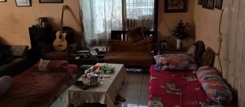 dijual rumah cempaka putih timur