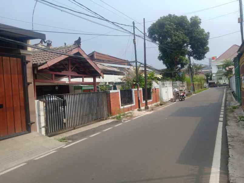 dijual rumah cempaka putih timur