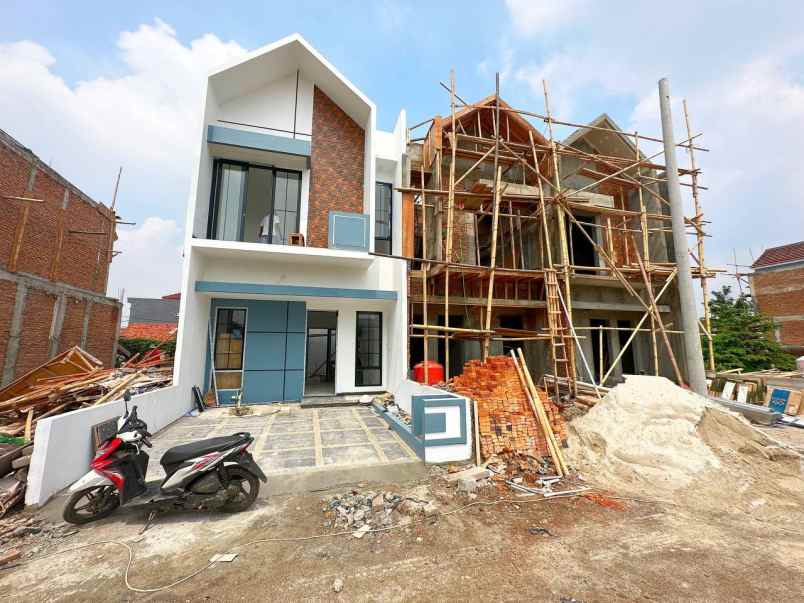 dijual rumah cibubur ciracas