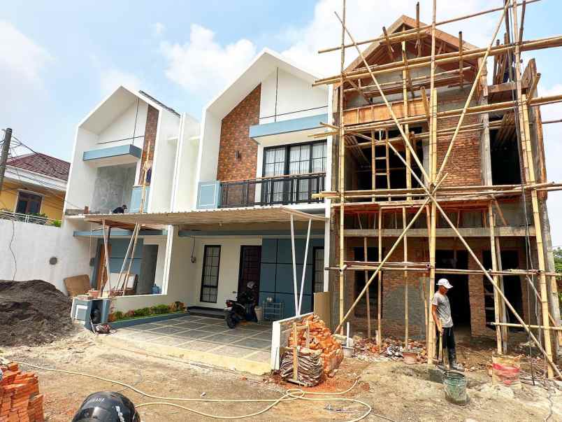 dijual rumah cibubur ciracas