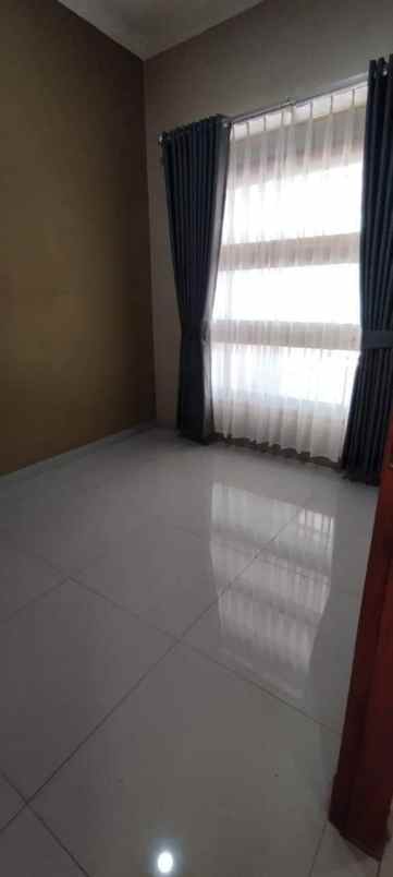 dijual rumah cihanjuang cimahi jawa barat