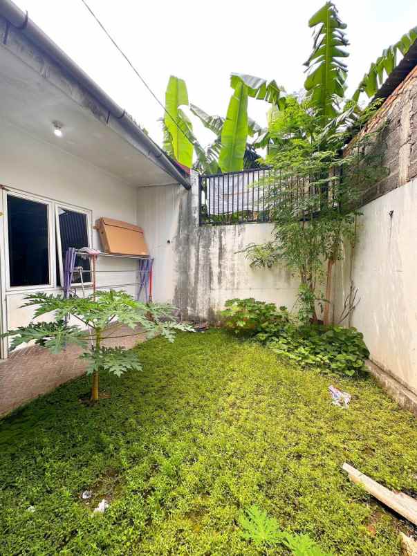 dijual rumah cijantung