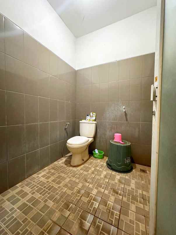 dijual rumah cijantung