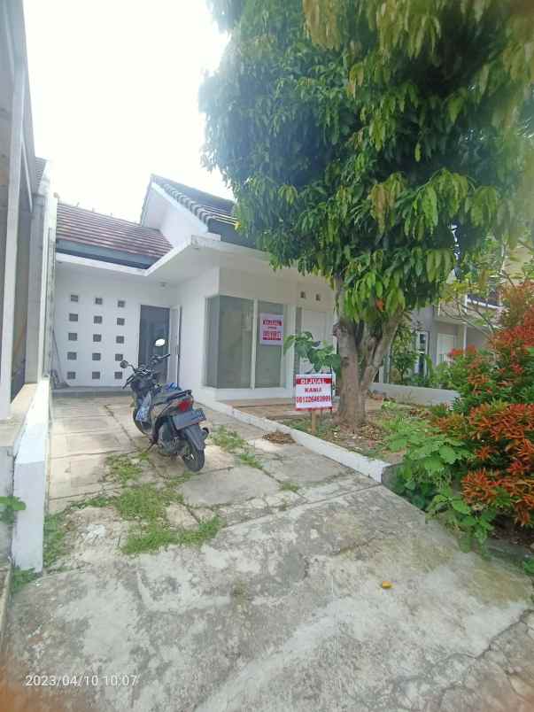 dijual rumah cimanggis