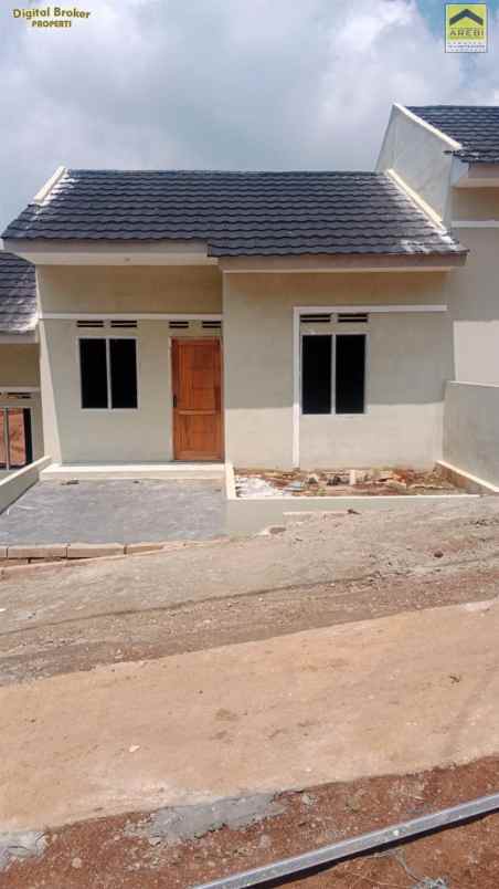 dijual rumah cimanggung