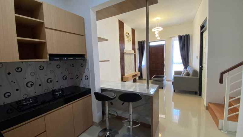 dijual rumah cinunuk cibiru bandung