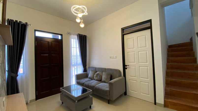 dijual rumah cinunuk cibiru bandung